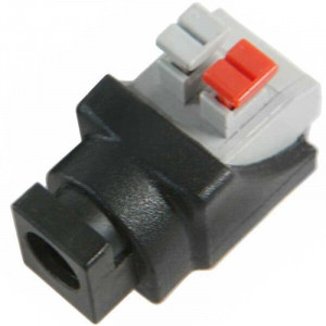 Fast female push-in jack connector