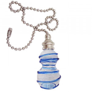 Pendentif Vireligne en verre et liseret bleu