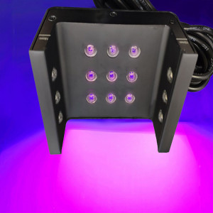 Motorised UV-ramp spotlight