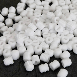 Vis en plastique blanche M6...